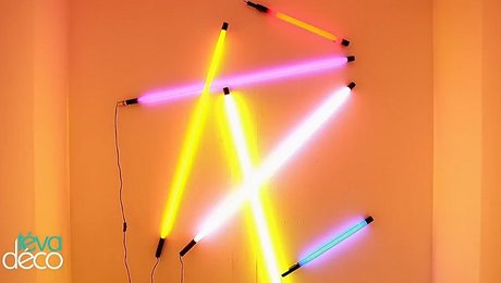 Neon decoration murale