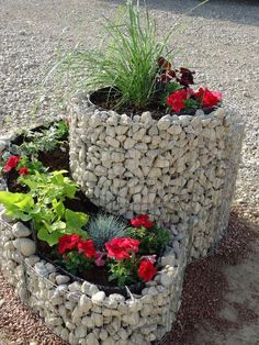 Cailloux decoration jardin exterieur