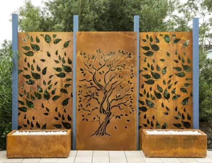 Decoration acier de jardin