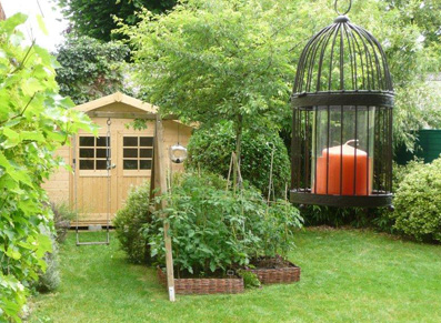 Idée décoration abri jardin