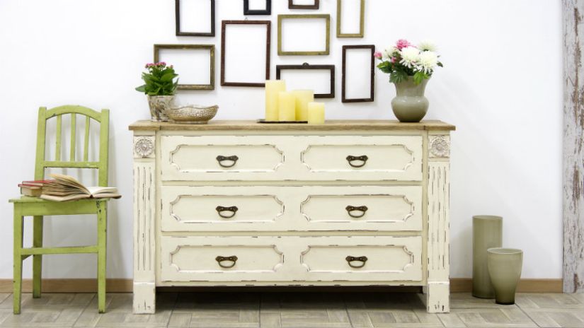 Decoration commode salon
