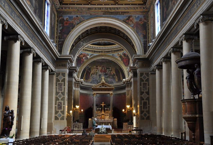 Sources interieur decoration, rue notre dame de lorette, paris