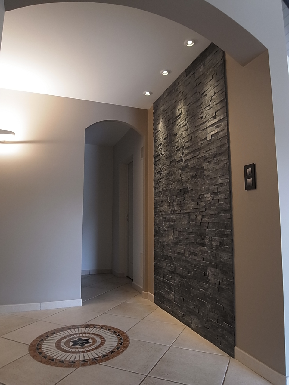 Decoration peinture entree maison