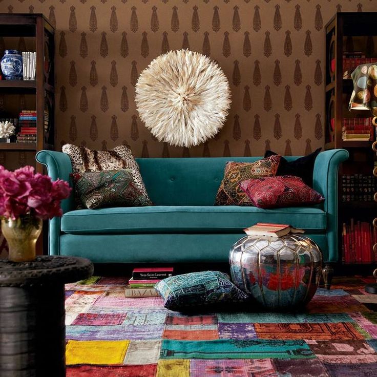 Décoration multicolore salon