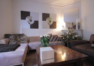 Salon decoration taupe