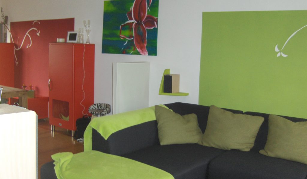 Decoration salon vert anis blanc