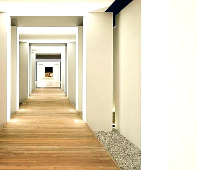Decoration couloir interieur maison