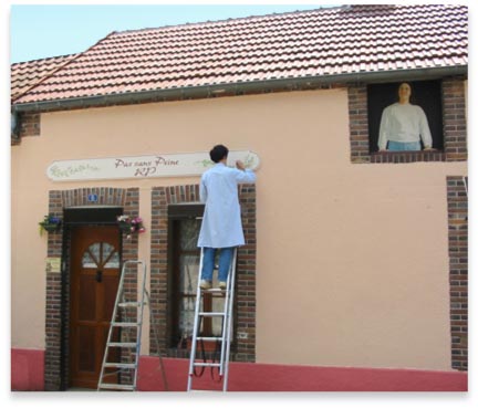 Decoration mur de maison exterieur