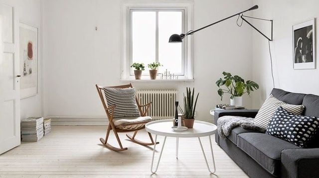 Decoration salon murs blancs