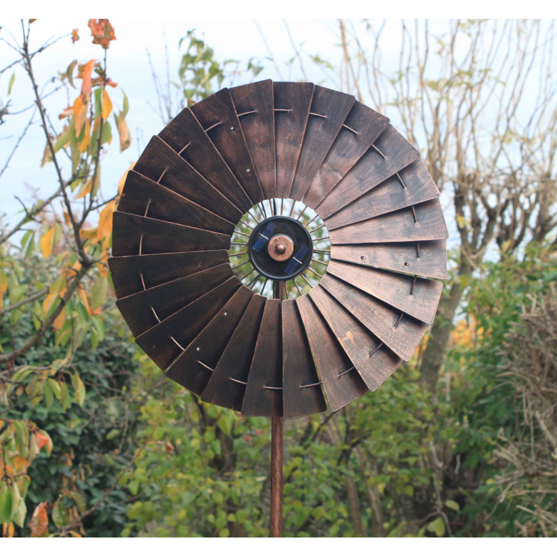Eolienne de jardin decoration