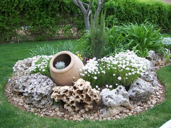 Pierre de decoration pour jardin