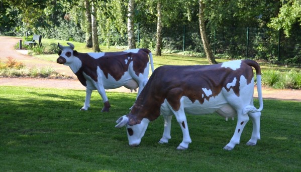 Vache de decoration pour jardin