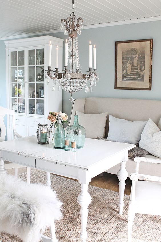 Decoration salon baroque blanc