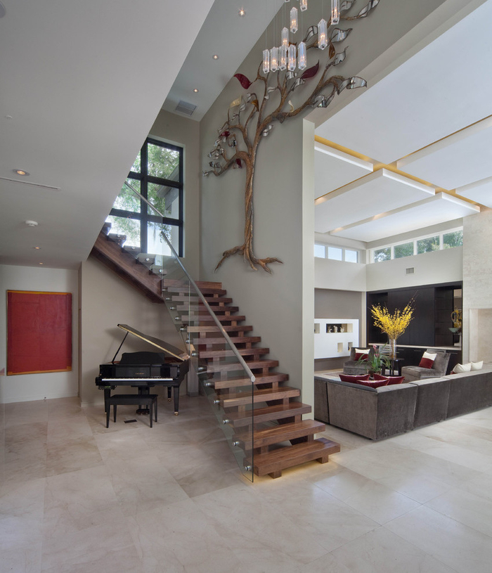 Décoration mur escalier intérieur