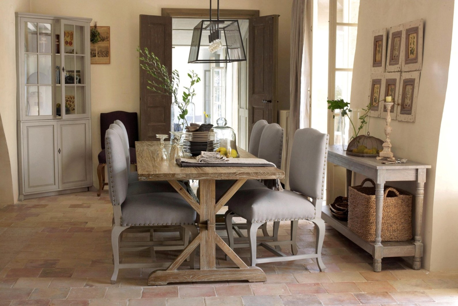 Decoration salon bistrot