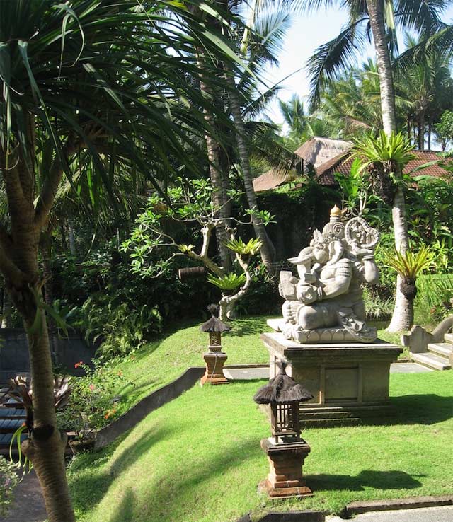 Decoration jardin bouda