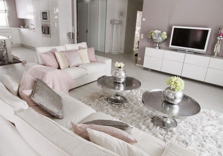 Decoration salon gris et rose