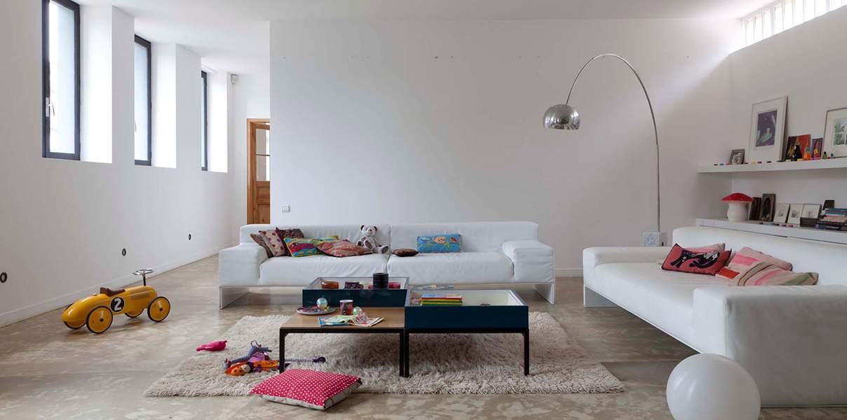 Decoration salon peinture blanche
