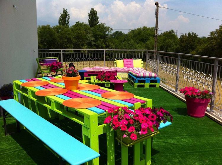 Décoration jardin avec palettes