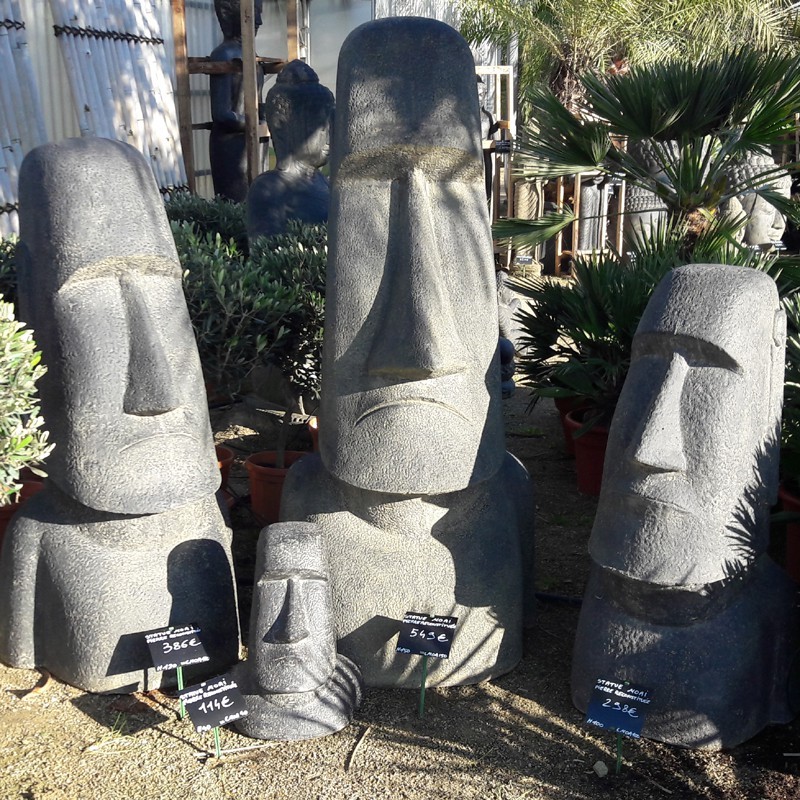 Moai decoration jardin