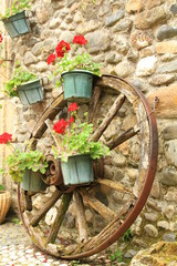 Decoration jardin roue