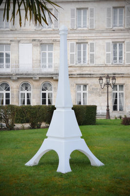 Decoration jardin tour eiffel