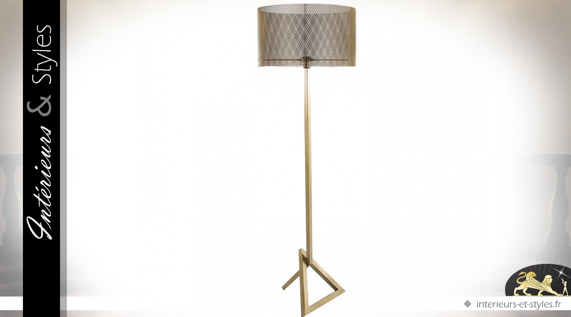 Lampadaire grillage