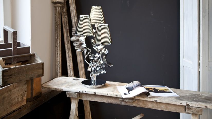 Grande lampe a poser design