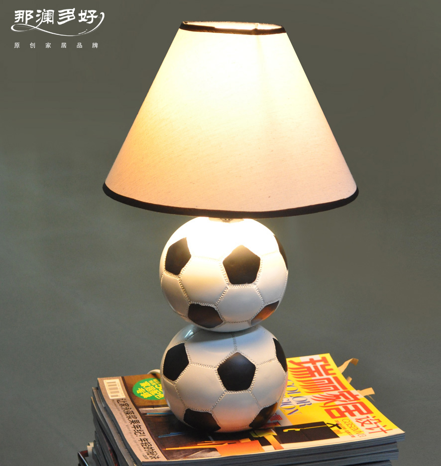 Lampe de chevet en forme de ballon