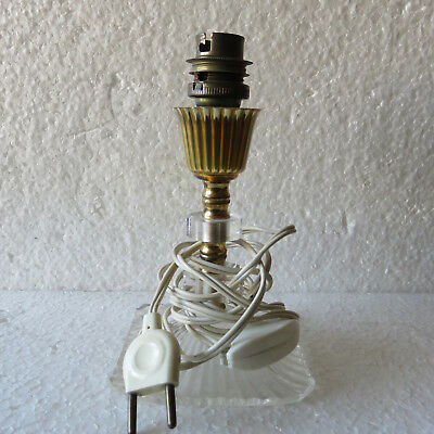 Pied de lampe de chevet doré