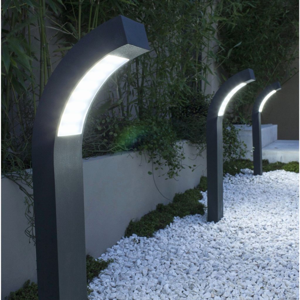 Lampe exterieur solaire design
