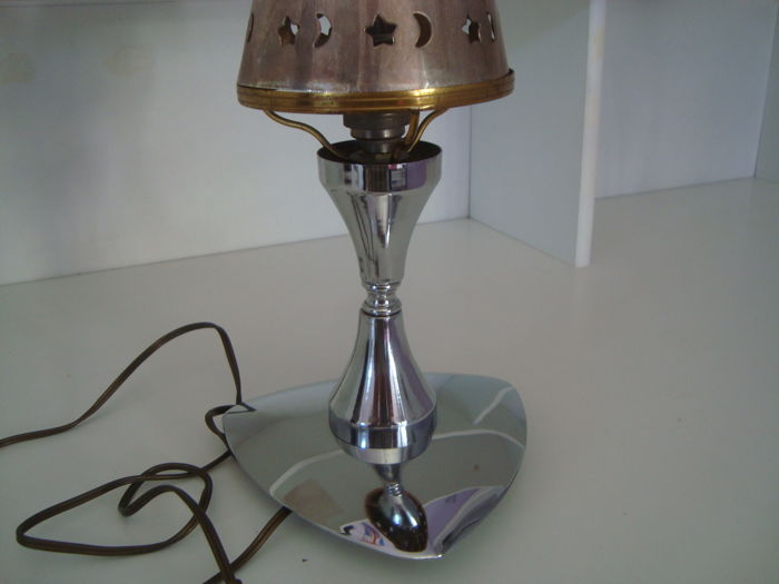 Lampe électrique de chevet en métal chromé
