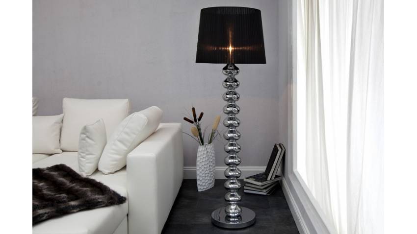 Lampadaire salon baroque