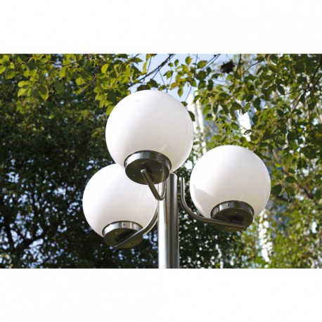 Lampadaire extérieur boule