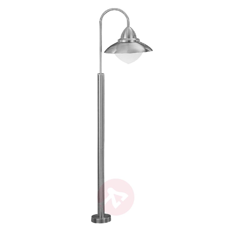 Lampadaire jardin moderne