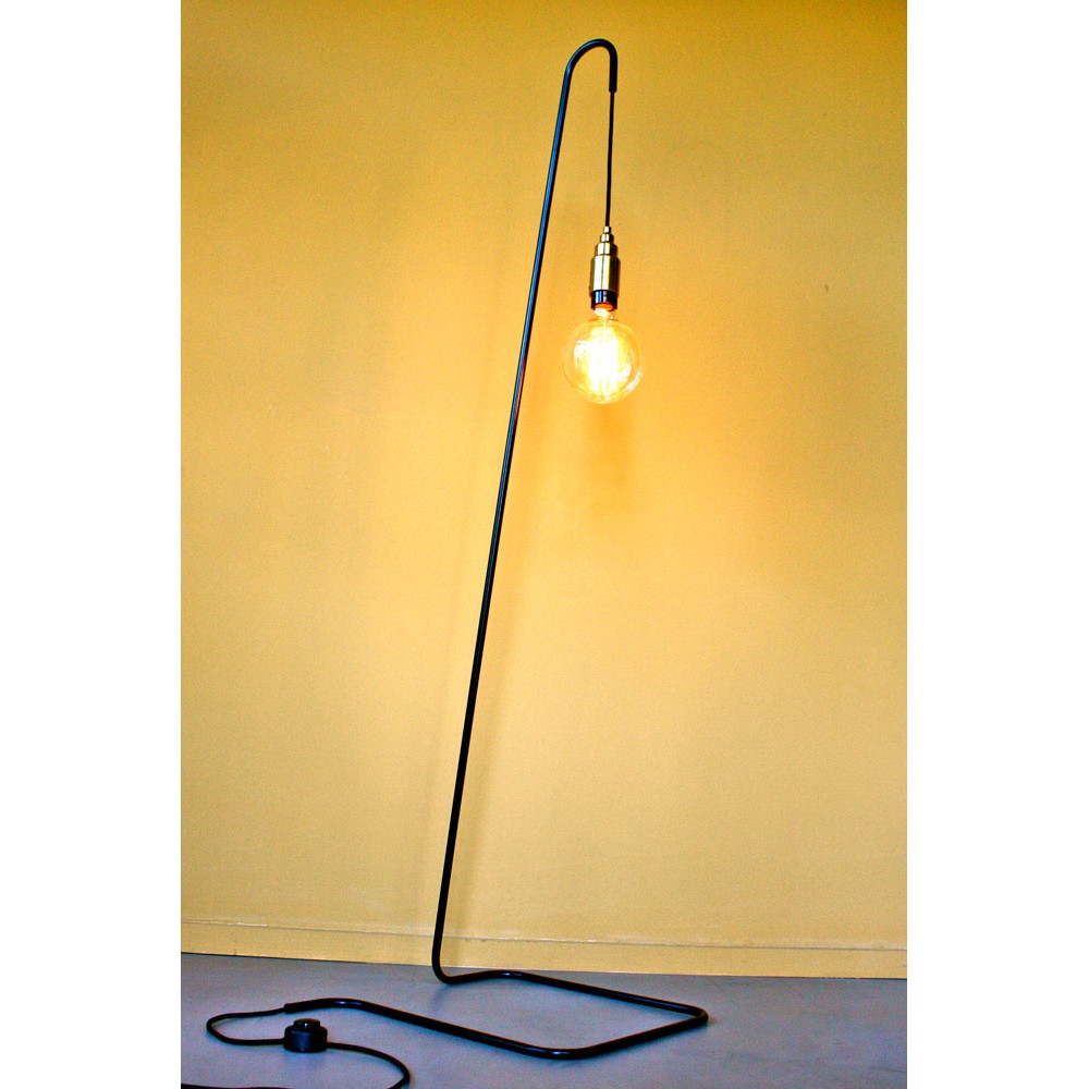Lampadaire minimaliste