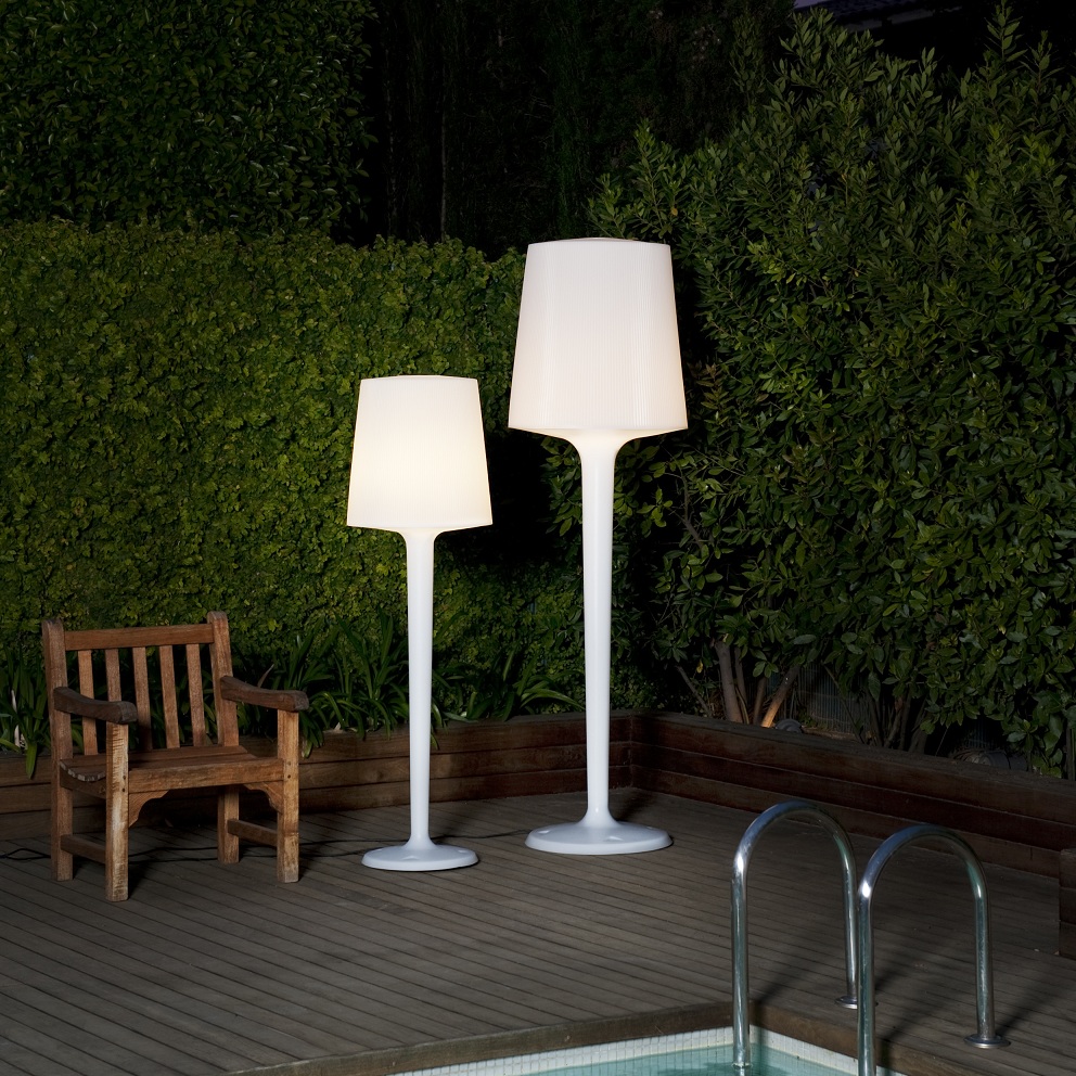 Lampadaire sur pied pour terrasse