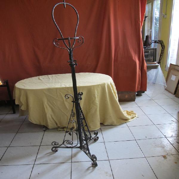 Lampadaire fer forgé ancien