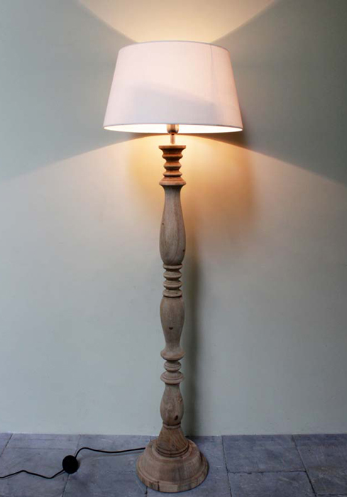 Lampadaire mango