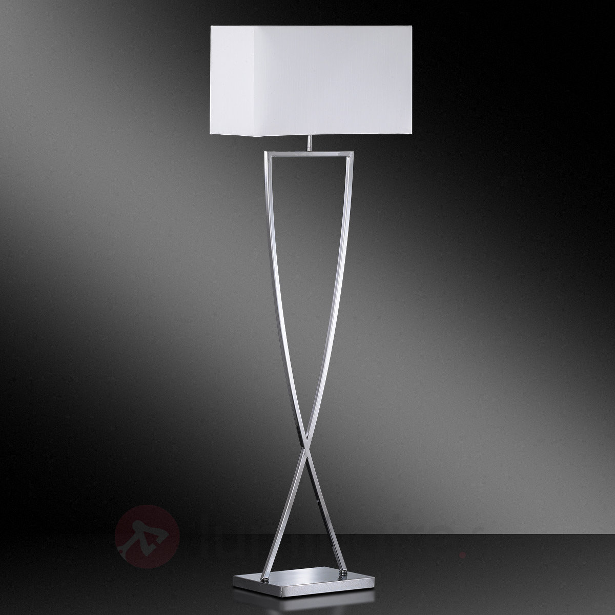 Lampadaire salon chrome