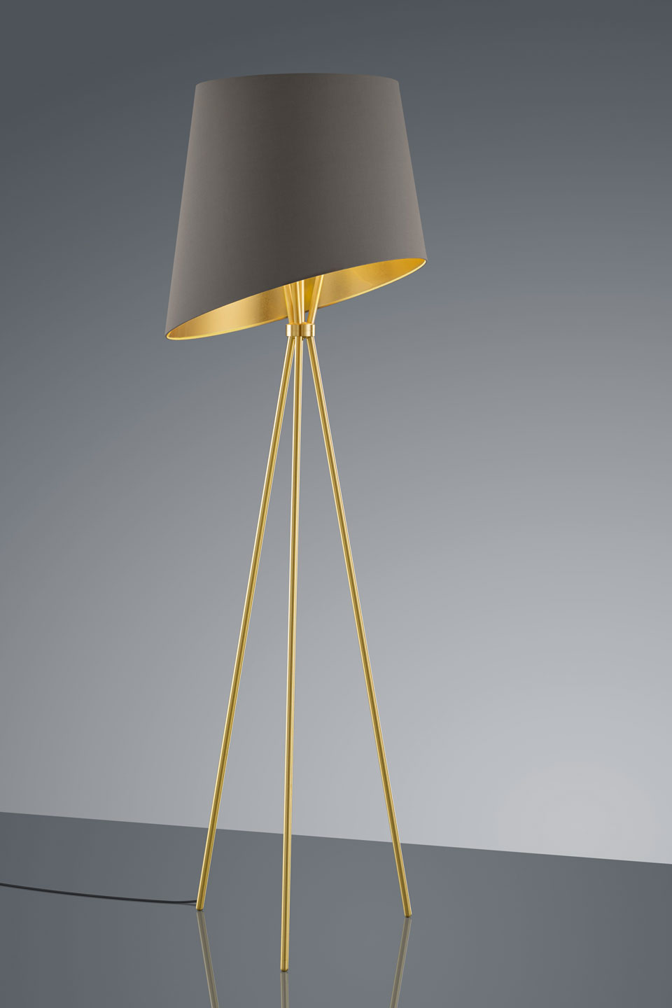 Lampadaire trepied design