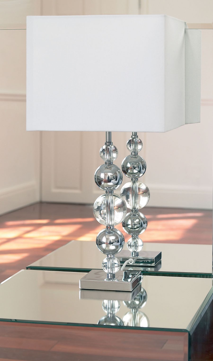 Lampe de chevet pied cristal
