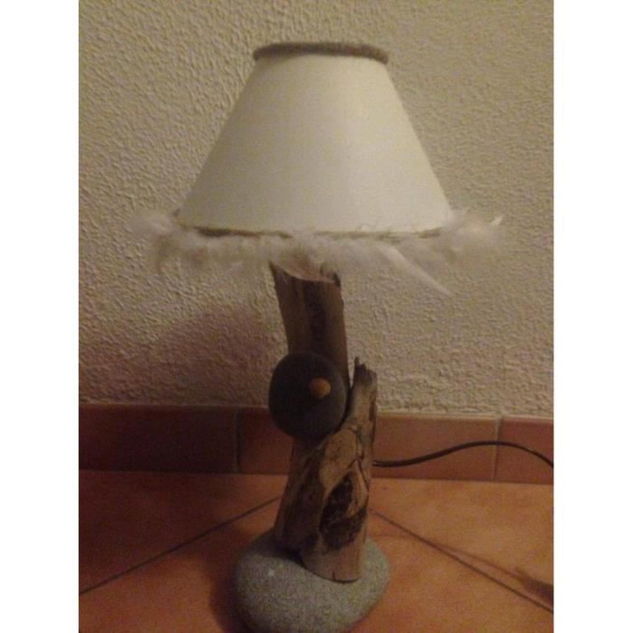 Haut de lampe de chevet