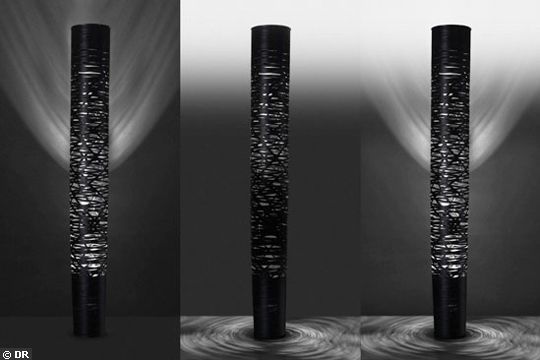 Lampadaire salon design noir