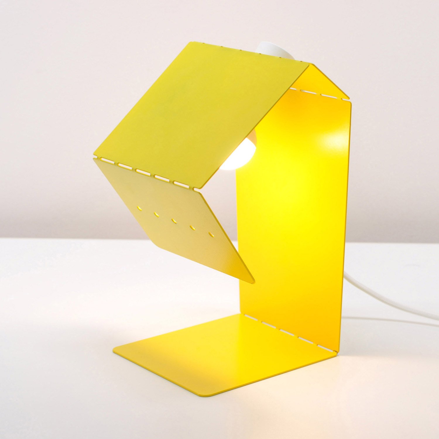 Lampe de chevet metal jaune