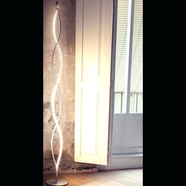 Lampe sur pied salon design
