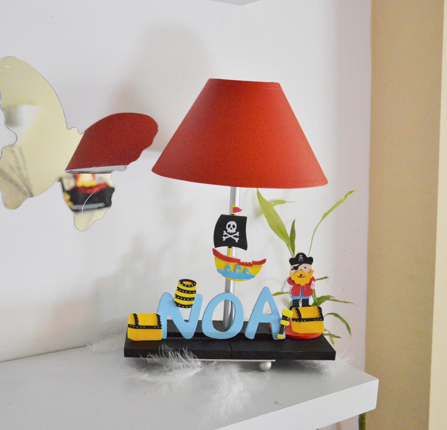 Lampe de chevet en bois pour enfant