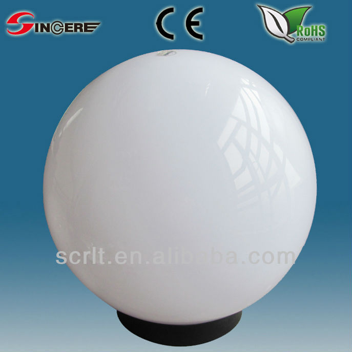 Globe lampadaire exterieur