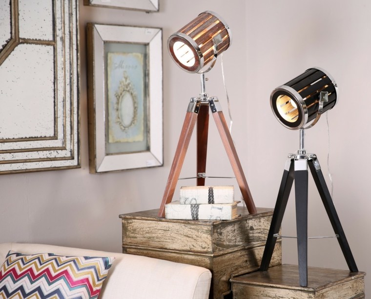 Petit lampadaire salon