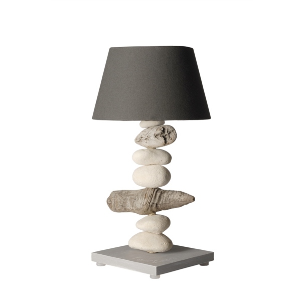Lampe de chevet galet et bois flotté